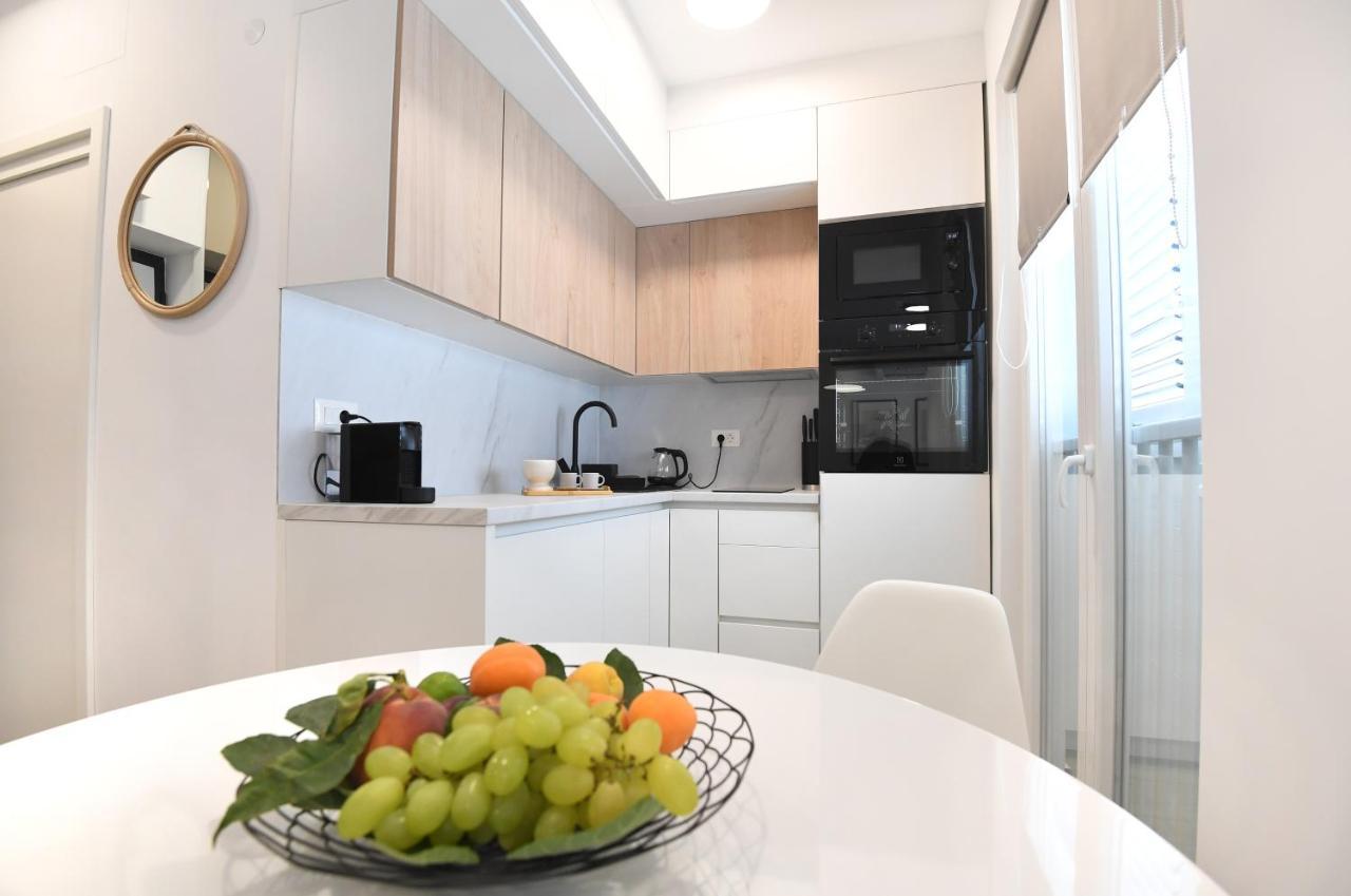 Consul Apartment - Zadar City Center Bagian luar foto